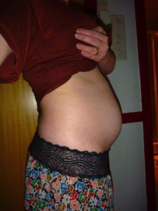 9 недель живот форум. Lживот на 10 неделе беременности. Живот ра 10 недель беременности. Живот на 14 неделе. Живот на 9-10 неделе беременности.