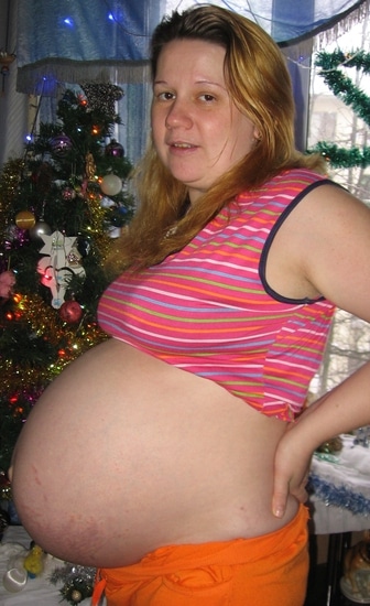 40 недель россия. Полные беременные. Живот на 36 неделе. Живот на 35 неделе беременности. Живот на 35 36 неделе беременности.