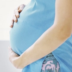 Почему ребенок активно шевелится на 38 неделе беременности?