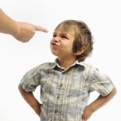 Как правильно наказывать ребенка за непослушание? Способы конструктивного наказания